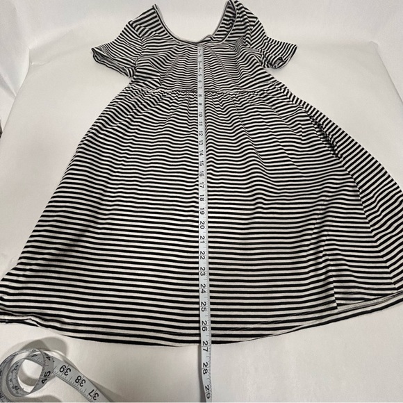 2 for$15 Old Navy Girl’s Jersey-Knit Black & White Striped Dress Size 18 (XXL) - Picture 8 of 9
